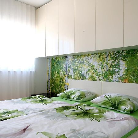 Apartman No 12 Mali Lošinj Exteriör bild